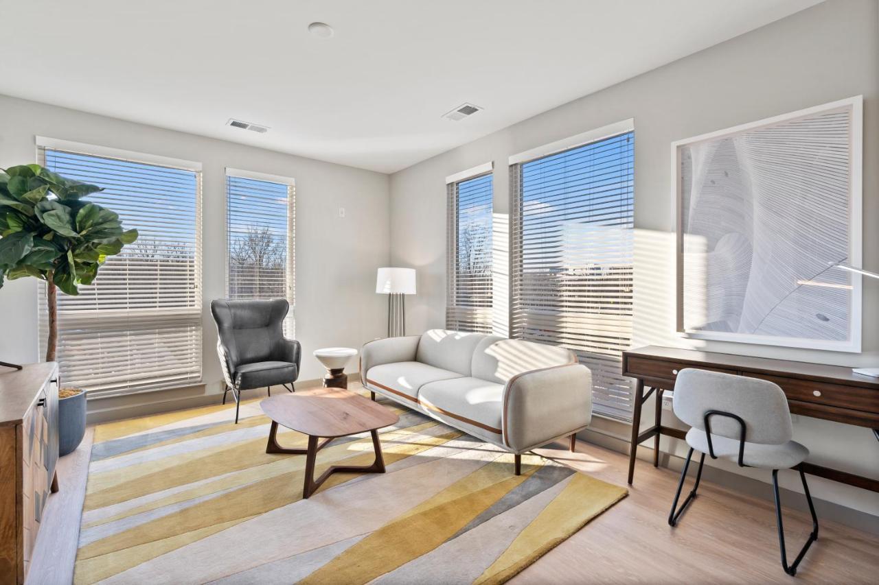 Whyhotel By Placemakr, Columbia Bagian luar foto